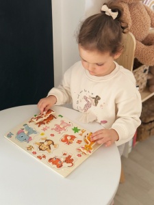 Puzzle Montessori din Lemn, Model Animale in Padure 2, 7 Piese, Dimensiune 30x22.5 cm - Img 2