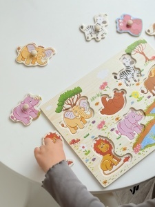 Puzzle Montessori din Lemn, Model Jungla Vesela, 7 Piese, Dimensiune 30x22.5 cm - Img 3