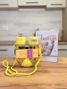 Sticla de Apa pentru Copii cu pai, model Cilindru, Galben, Plastic, 700 ml - Img 3