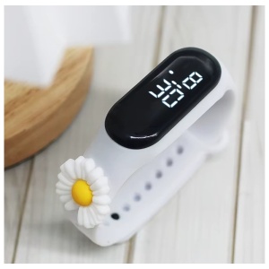 Ceas Pentru Copii, Bratara Silicon Reglabila, Baterie Integrata, Cadran Digital, Floare Alb