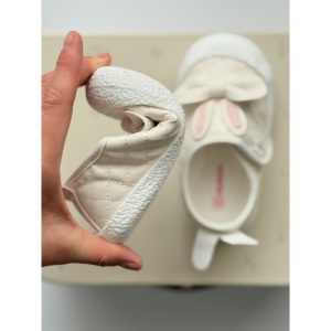 Pantofi Bebelusi Pentru Primii Pasi, Inchidere cu Scai, Brant Moale, Model Fundita, Crem - Img 2