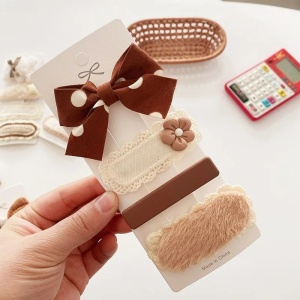 Set 4 Agrafe pentru fetite, Clips, Funda cu Buline si Floare, Crem