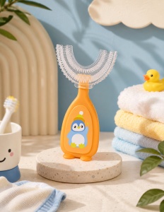 Periuta de dinti pentru Copii, Manuala, Silicon si Plastic, 10 cm, Pinguin Portocaliu, 2 ani+