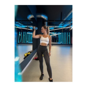Bustiera Sport pentru Dama, cu Bretele Reglabile si Spatele Gol, Fara Cusaturi, Model Push Up, Alb - Img 2