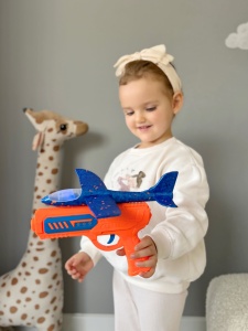 Jucarie Pistol Lansator, 20 cm, Plastic si Spuma, Lumini, Portocaliu cu Albastru, 6 ani+