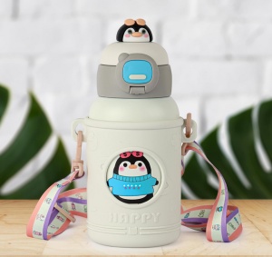 Termos pentru Copii, cu Pai si Bareta, Alb, Model Pinguin, 500 ml - Img 5
