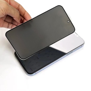 Противошпионски закален стъклен протектор Privacy за Apple iPhone 15 Pro Max с олеофобно покритие против отпечатъци