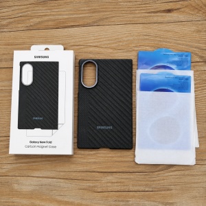 Samsung Original Carbon Magnet Case, compatible with MagSafe за Galaxy Z Fold 8, черен